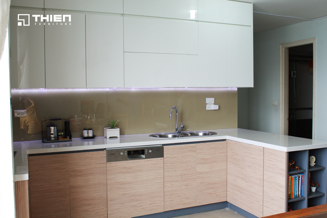 Tủ bếp Laminate kết hợp Acrylic